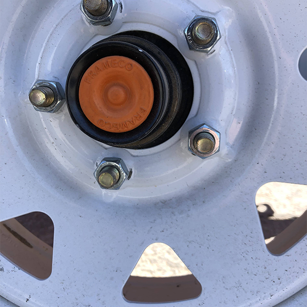 Tire nuts